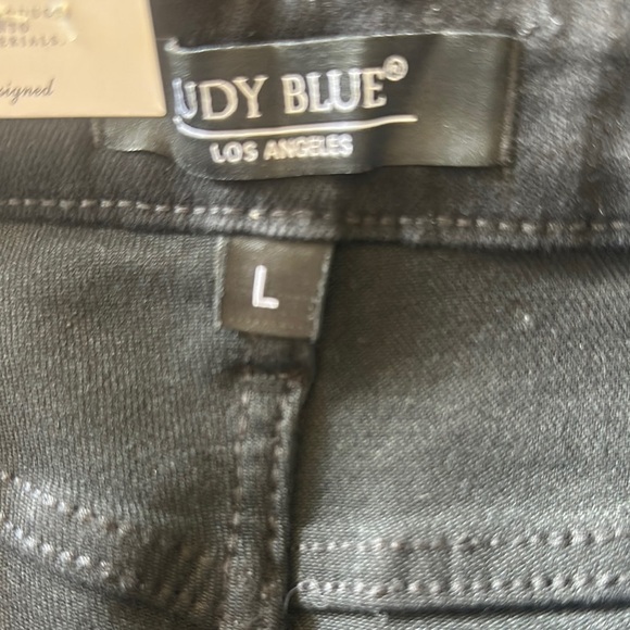 Judy Blue Black Jean Shorts Mid-Length Relaxed Fit - Picture 11 of 12
